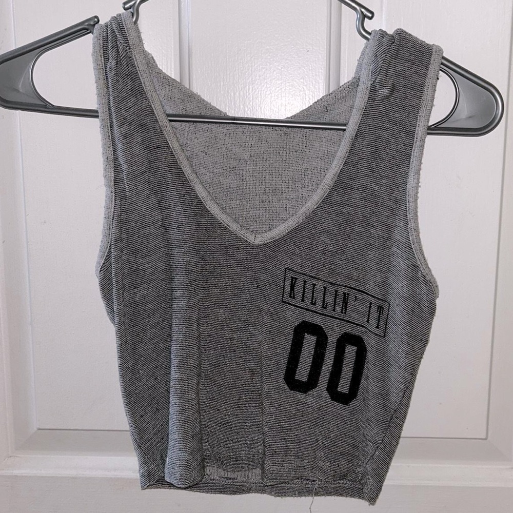 F21 Cropped Sleeveless Hooded Top
